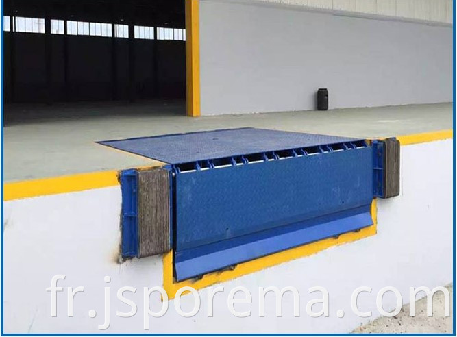 Dock leveler